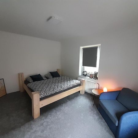 Apartman Devade Se Dvema Loznicemi A Wifi Pripojenim Trutnov Extérieur photo