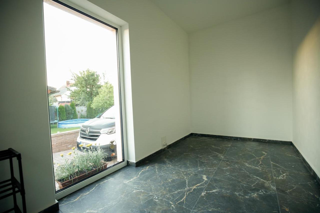Apartman Devade Se Dvema Loznicemi A Wifi Pripojenim Trutnov Extérieur photo